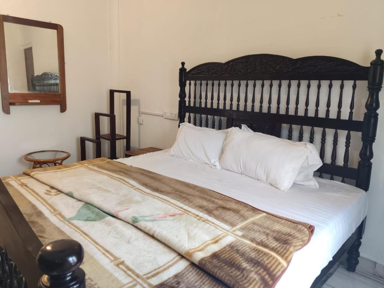 Vedha Ayurvedic Panchakarma Treatment Centre Otel Alappuzha Oda fotoğraf